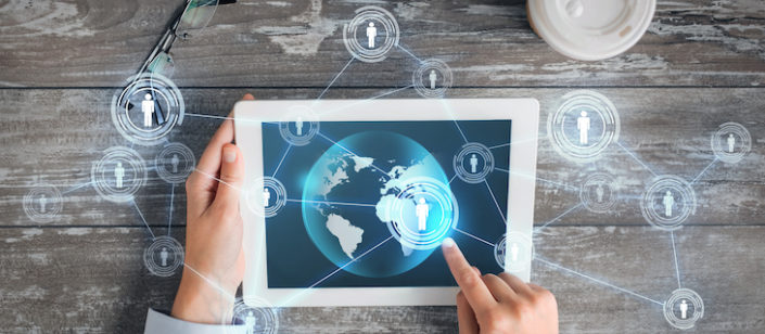 Creating-a-Simple-Multitenant-User-Management-Interface