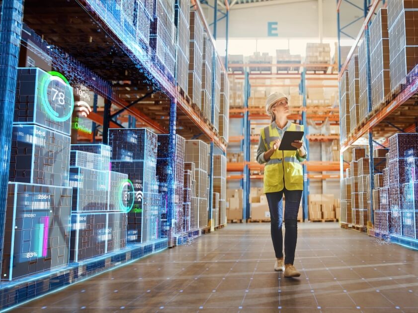 Transform Warehouse Operations & Customer Experience using Real-Time Insights